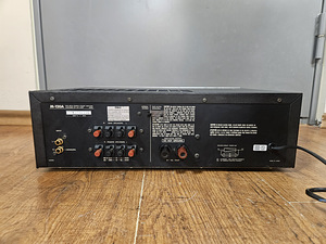 Стерео усилитель мощности Luxman M-120A (3 фото из 4)