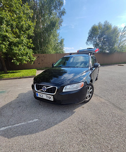 Volvo V70 100 кВт (1 фото из 11)