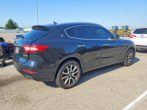Maserati Levante 2017 (3 фото из 13)