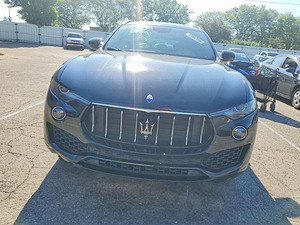 Maserati Levante 2017 (5 фото из 13)