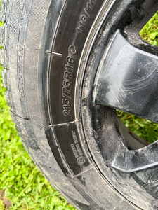 Mercedes-Benz Sprinter 16" литые диски + шипованные шины 6×130 (3 фото из 3)
