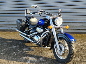 Suzuki VL800 Volusia (2 foto / 6)