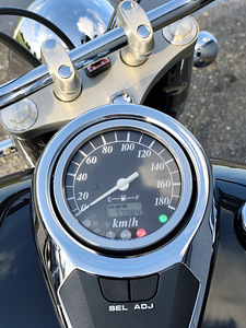 Suzuki VL800 Volusia (4 foto / 6)