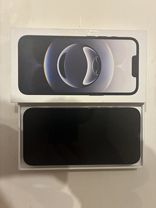 iPhone 16e 128gb черный (3 фото из 3)