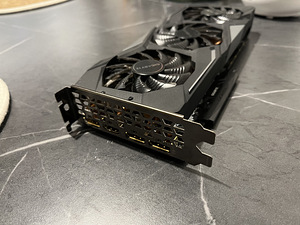 Gigabyte GeForce GTX 1660 Super 6GB DDR6 (1 foto / 2)