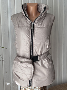 UUs vest S/M (1 foto / 3)