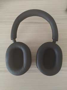 Sony WH-1000XM5 (2 фото из 3)