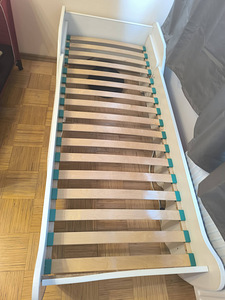 Pikendatav voodi 135–180 cm x 70 cm (3 foto / 3)