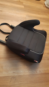 Laste istmekõrgendus/turvaiste autosse Isofix (1 foto / 2)