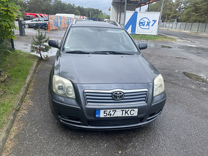 TOYOTA AVENSIS (5 foto / 7)