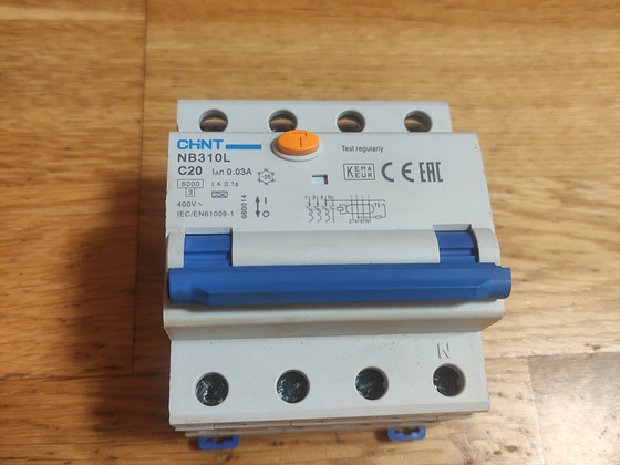 RVK CHINT C20