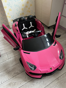 Продам детский электромобиль Lamborghini Aventador (4 фото из 7)