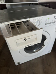 Electrolux EWX147410W pesumasin-kuivati (5 foto / 8)