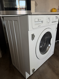 Electrolux EWX147410W pesumasin-kuivati (6 foto / 8)
