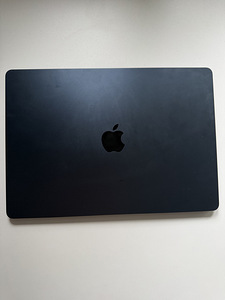MacBook Air 15 M2 512 ГБ (1 фото из 9)