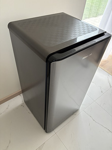 Hisense külmkapp (2 foto / 8)