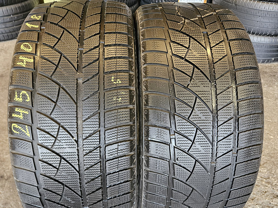 245 40 R 18 Roadx RX Frost WU01