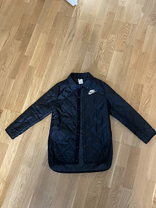 Jope NIKE (DD8696_010) 128-137 CM (2 foto / 6)
