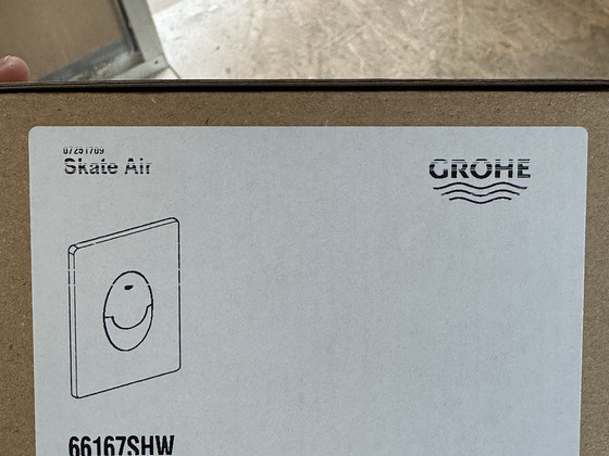 Новая кнопка смыва grohe