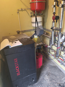 Pelletikatel Black Star 30kw (1 foto / 3)