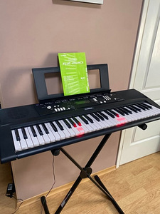 Yamaha EZ-220 (1 фото из 2)