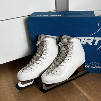 Фигурные коньки Risport Antares, размер 24,5 (38)