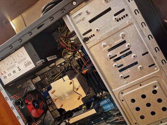 Xeon analog i7-3770 / 16GB RAM / SSD / HDD