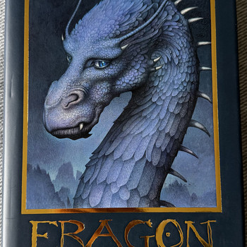 Четыре части серии «Eragon» Кристофера Паолини