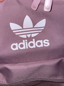 Adidas seljakott (4 foto / 4)