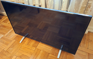 TCL F40B3803 40″ (1 foto / 4)