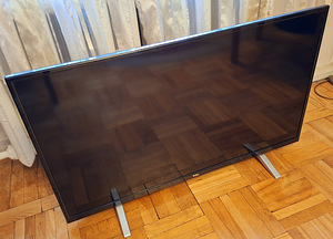 TCL F40B3803 40″ (2 foto / 4)