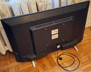 TCL F40B3803 40″ (3 foto / 4)