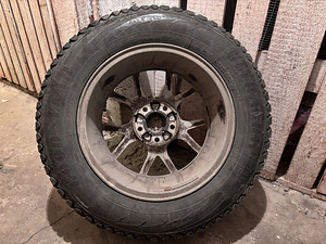 Зимняя резина/шины 215/65R16 Nissan original диски (5 фото из 6)