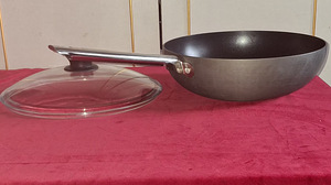 Wok pann, grillpann teflonist (2 foto / 8)