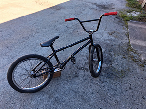 Велосипед Eastern BMX 20-дюймовые колёса, профессиональный (1 фото из 6)