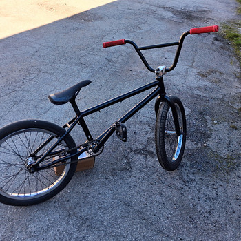 Велосипед Eastern BMX 20-дюймовые колёса, профессиональный