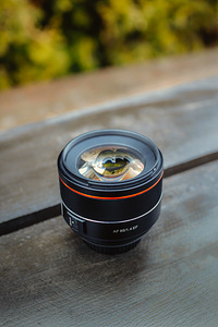 Samyang AF 85mm, F1.4 EF Canon (1 foto / 4)