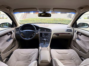 VOLVO S60 / VELUUR / AUTOMAAT / ÜV 09.2027 (10 foto / 15)