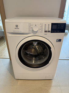 Стиральная машина с фронтальной загрузкой 6 кг Electrolux PerfectCare 600 (1 фото из 3)
