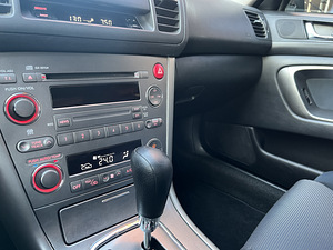 Subaru Legacy 2.0i 4WD ATM - registreerimistasu makstud (10 foto / 12)