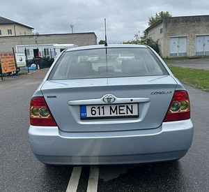 TOYOTA COROLLA (8 foto / 10)