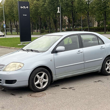 TOYOTA COROLLA