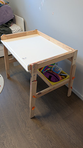 Laste laud Flisat Ikea (1 foto / 2)