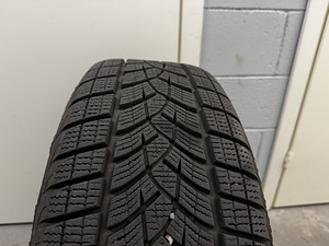 Toyota RAV4 R18 veljed rehvidega (5 foto / 6)
