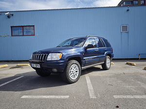 Jeep Grand Cherokee (1 фото из 9)