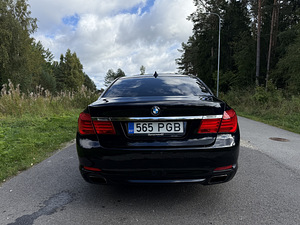 BMW 740 xdrive (6 фото из 14)