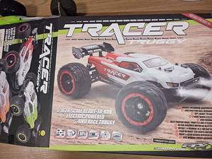 Raadio teel juhitav auto TRACER (6 foto / 7)