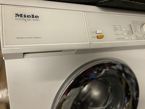 Miele W843 pesumasin – MADE IN GERMANY – vana kooli tööloom (2 foto / 2)
