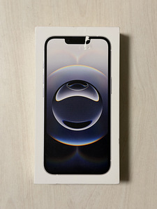 Apple IPhone 16e White 128GB uus, aktiveerimata. (1 foto / 4)