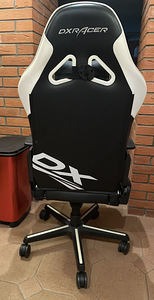 Игровое кресло / офисное кресло DXRacer — чёрно-белое (2 фото из 2)
